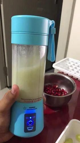 VitaGlow 6-Blade Portable Blender – USB Rechargeable Smoothie & Juice Maker